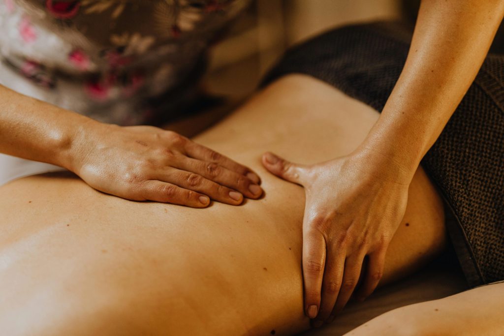 back massage techniques 